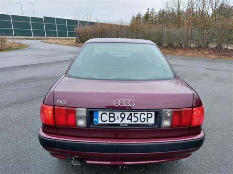 Audi 80 B4 2 0 benzyna LPG Sedan Ładny stan bez rdzy w oryginale