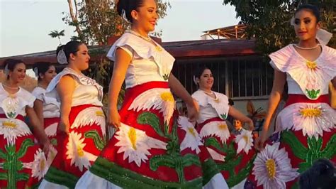 Flor De Pitahaya Y Cuera Baja California Sur Ballet Folklorico