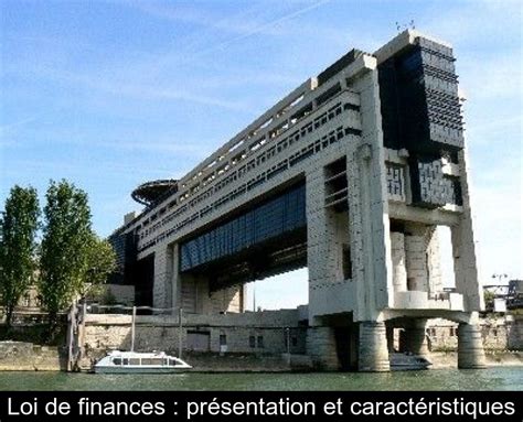 loi de finances   caracteristiques