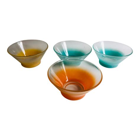 Mid Century Frosted Color Glass Dessert Bowls Set Of 4 Chairish