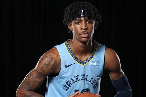 Ja Morant Taille