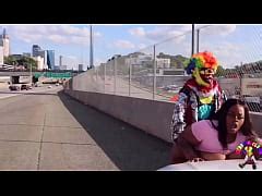Gibby The Clown Fucks Juicy Tee On Atlantas Most Popular Highway Free Mobile Porn Videos