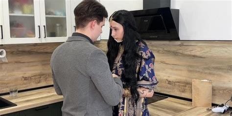 First Ever Pissing Scene In Bollywood Porn Heeramandi Ki Randi Episode 2 Nazariya Ki Maari