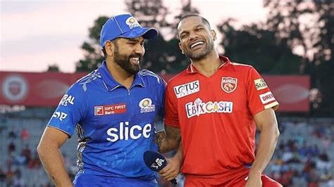 Asked Dhawan What To Do Rohits Stunning Remark Sends Twitter Into