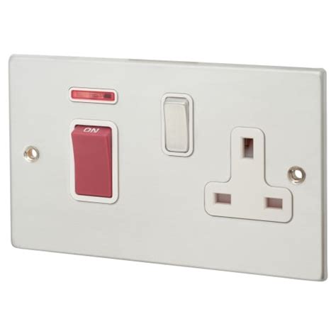 Hamilton Hartland 45a 1 Gang Dp Cooker Switch And 13a Switched Socket And Neon Sat Chromewhite