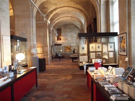 Musée des Douanes à Bordeaux by Caruso