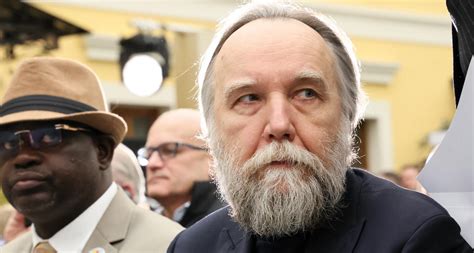 Dugin in videoconferenza Lincontro della discordia non ci sarà