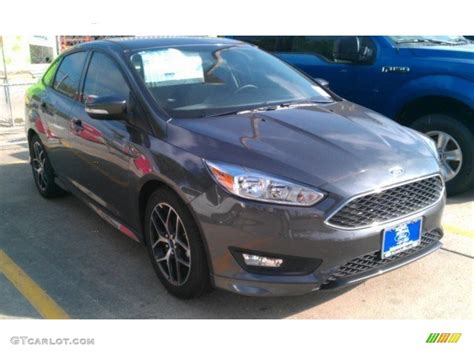 2015 Magnetic Metallic Ford Focus Se Sedan 105927037 Photo 2 Car Color Galleries