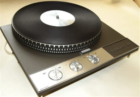 Turntables – Vintage Audio World.com