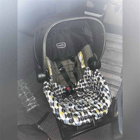 Even Flo Other Evenflo Nuturemax Car Seat Poshmark