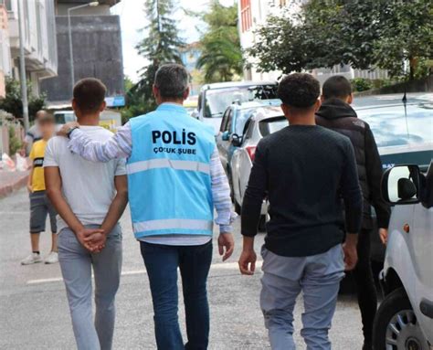 Polis okul çevrelerinde kuş uçurtmuyor Bir Haber