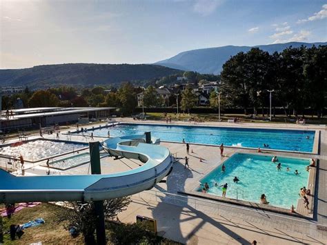 Ain Divonne Les Bains La Saison Estivale Du Centre Nautique Est