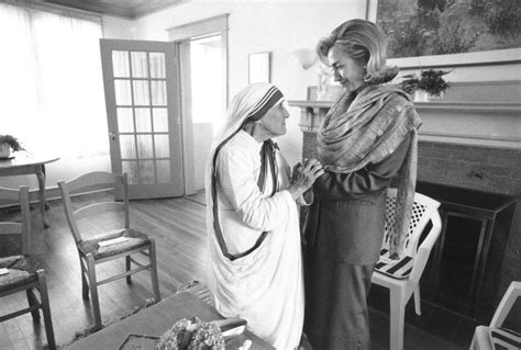 Mother Teresa To Become A Saint Cnn