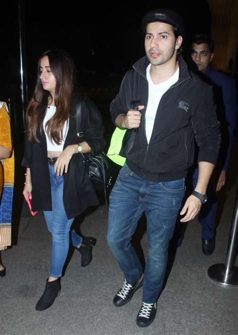 Varun Dhawan Flies With Natasha Dalal For A Romantic Vacation Pics