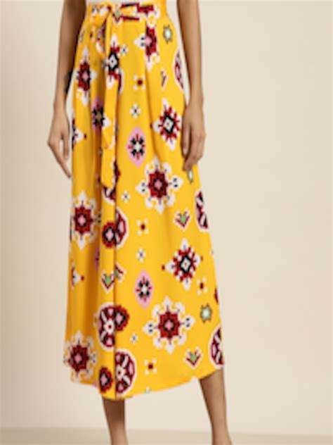 Buy Sangria Women Yellow Maroon Ethnic Motifs Printed Cropped Ethnic