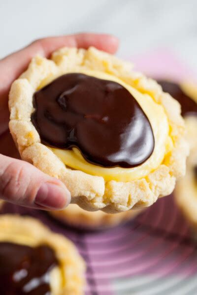 Copycat Crumbl Boston Cream Pie Cookies Bread Booze Bacon