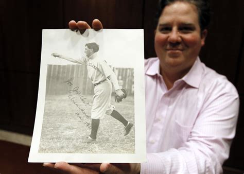 Rare Shoeless Joe Jackson autograph photo may bring $100,000