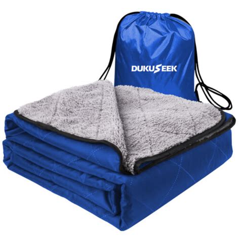 Dukuseek Sherpa Waterproof Outdoor Blanket Large Sherpa Hooded Stadium