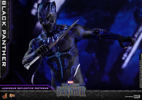 黑豹戰衣的螢光特效塗裝實在太狂啦 Hot Toys MMS470 黑豹黑豹 Black Panther 1 6比例人偶作品