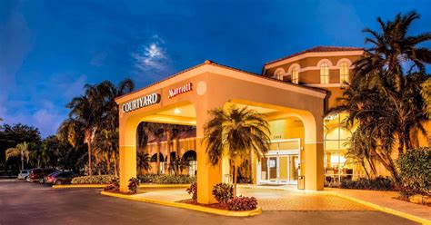 Courtyard by Marriott Fort Lauderdale North/Cypress Creek C$ 152 (C̶$̶ ...