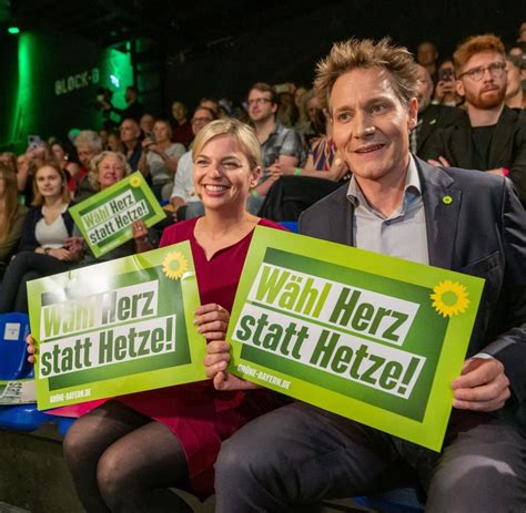 Umfrage Grüne Freie Wähler und AfD im Land fast gleichauf WELT