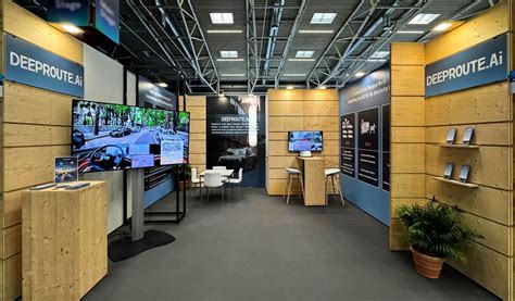 deeprouteai showcases deeproute io  platform vla model  iaa