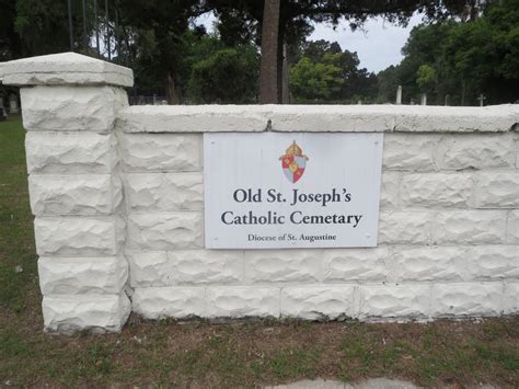 Old Saint Joseph S Catholic Cemetery In Jacksonville Florida Find A