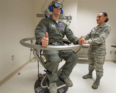 Usafsam Aerospace Physiology Training Optimizes Airmens Performance