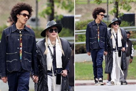 Madonna and boyfriend Ahlamalik Williams watch her son’s soccer game – Dapeizhi