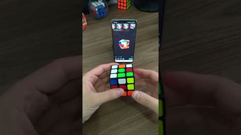 Como Resolver O Cubo Magico App Mostra Passo A Passo Para Montar