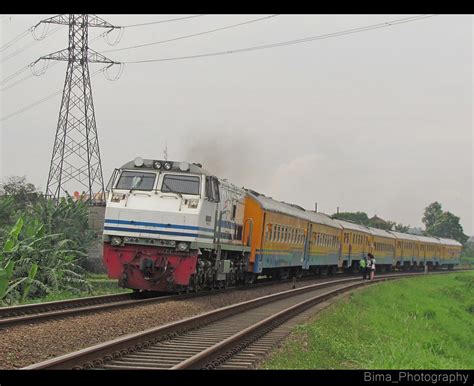 CC 204 15 Ka Krd Ekonomi Lepas Stasiun Gadobangkong Menuju Flickr