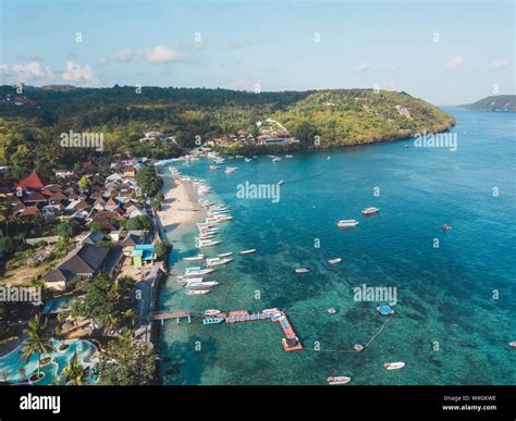 Luftbild Von Nusa Penida Beach Fotos Und Bildmaterial In Hoher