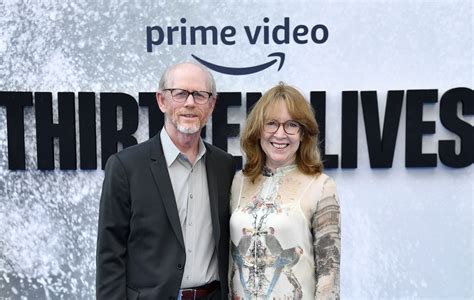 Ron Howard Wed High School Sweetheart & They Made It to 47 Years — They