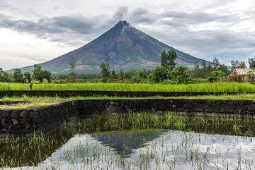 Ano Ano Ang Tungkol Sa Bulkang Mayon Brainly Bundokpina