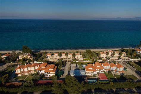 GOLDEN RESIDENCE in Pefkohori, Greece - reviews, prices | Planet of Hotels