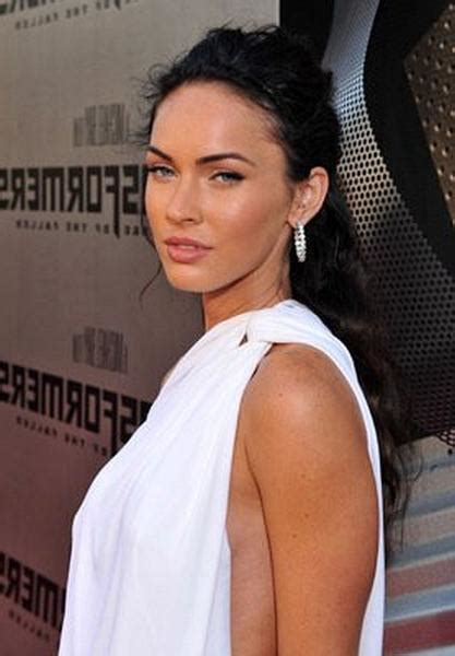 Megan Fox It S A Fake Nude Supergirl But A Good One P Hd Age Restricted Video By Fotsa