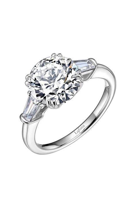 Your Guide to the Most Popular Engagement Ring Settings | Who What Wear