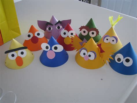 Making Merry Memories: Sesame Street Birthday - The Party Hats