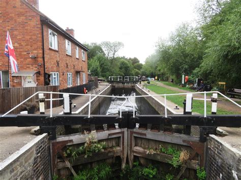 Houses for sale Barrow upon Soar Leicestershire are selling very quickly 26