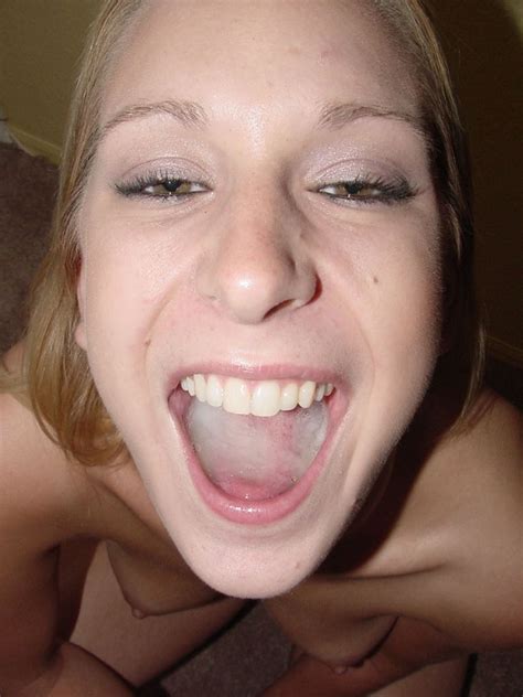 Blonde Chick Sucking Some Dick Photo Gallery Porn Pics Sex Photos Xxx Gifs