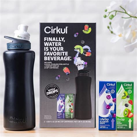 Cirkul 32oz Matte Black Stainless Steel Water Bottle Starter Kit With