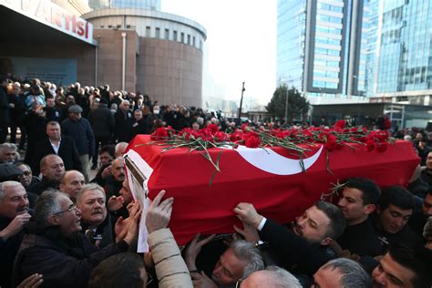 Deniz Baykal son yolculuğuna uğurlandı Erdoğan da cenaze namazına katıldı