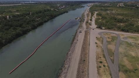 Buoy Battle Texas Asks Appeals Court To Allow Floating Barrier To Stay In Place