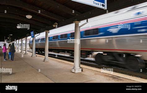 Train Leaving Station Amtrak Train Station Alexandria Va Stock Photo