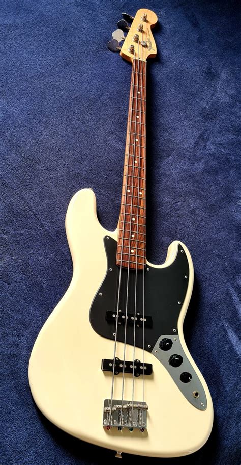 Fender Jazz Bass Reissue 62 Mij