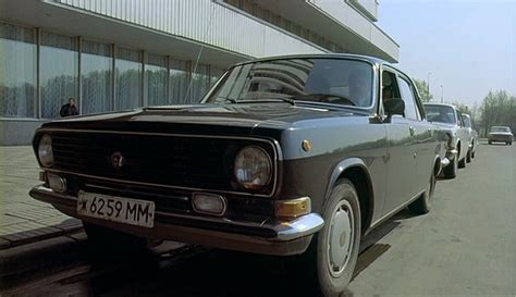 IMCDb org GAZ Volga in Sex et perestroïka