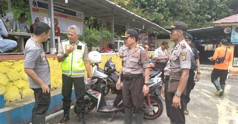 Puluhan Rumah Terendam Banjir Polres Tanggamus Siagakan Personel