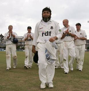 Pakistani Cricket Players Wallpaper: Mushtaq Ahmed