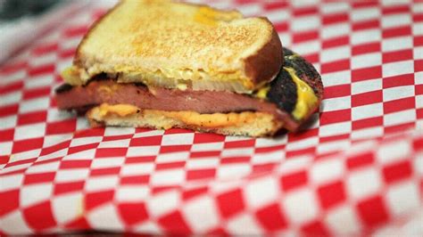 Where To Find Scs Best Fried Burnt Bologna Sandwiches The State