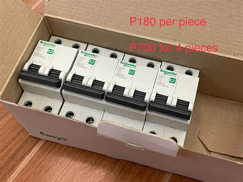 Ez F Easy Iec Pole A Din Rail Type Circuit Breaker V